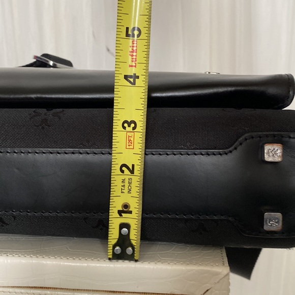 High end luxurious Moonsus laptop bag - Picture 17 of 17